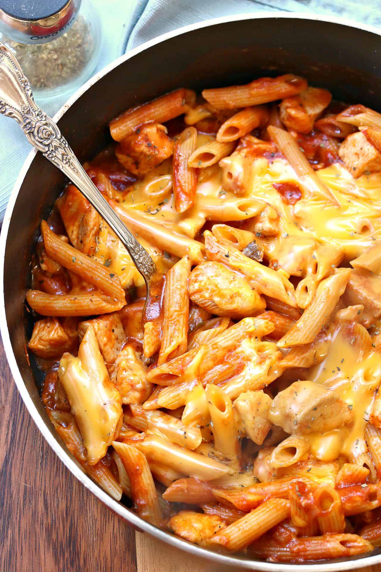 One Pot Manly Cheesy Chicken Penne - The Cozy Cook