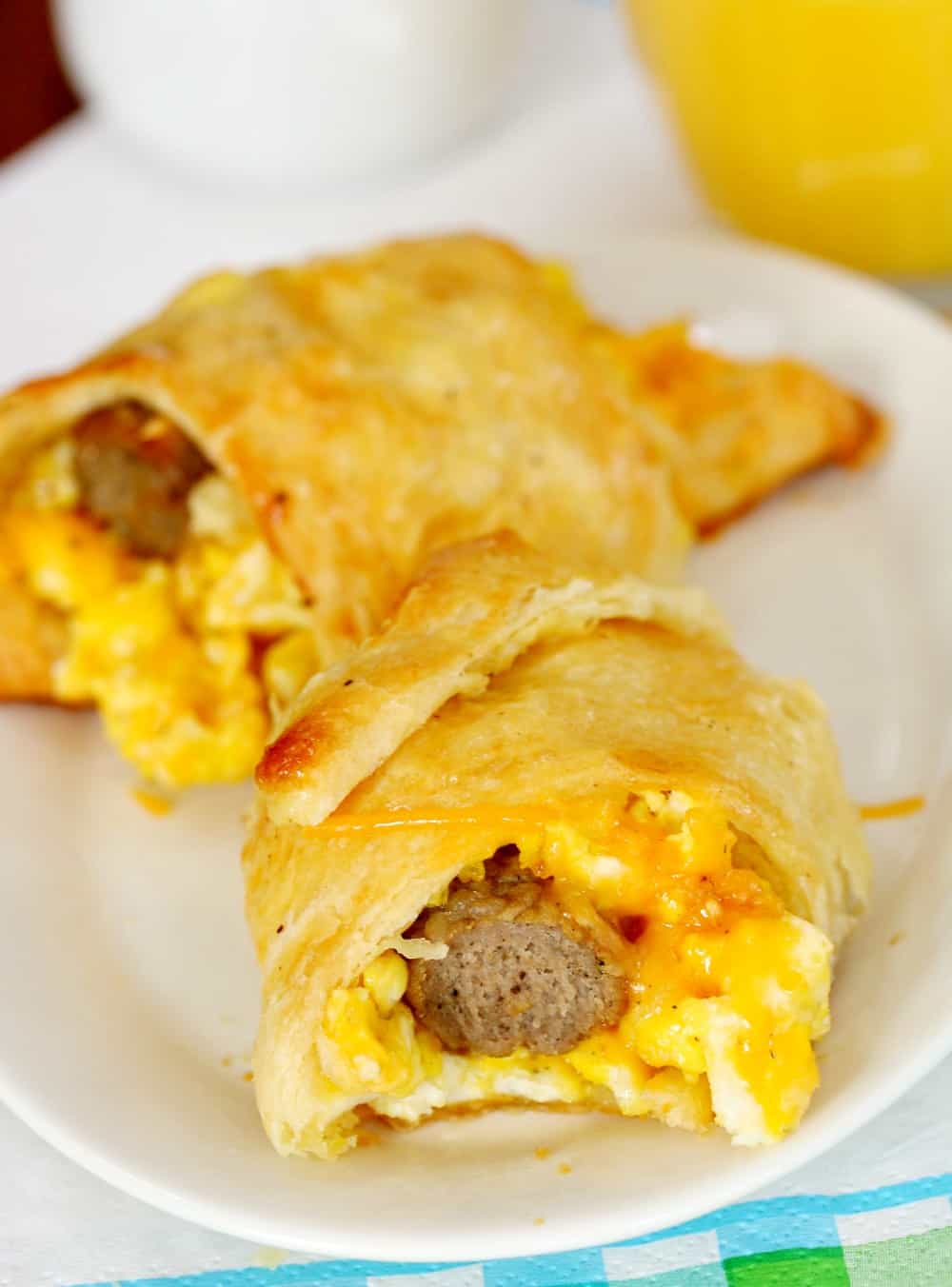 sausage egg and cheese croissants {quick & easy}