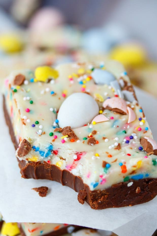 Easy Easter Fudge - The Cozy Cook