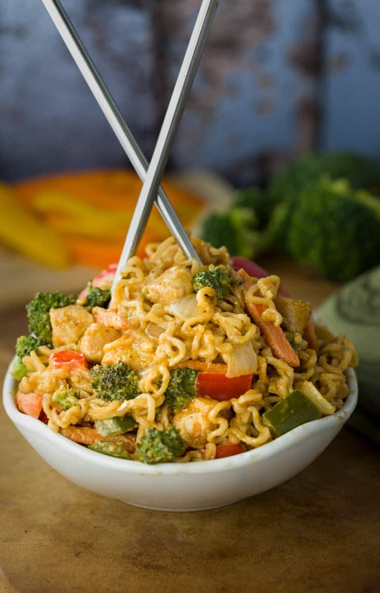 Ramen Noodle Chicken Stir Fry with Peanut Sauce Quick & Easy - The