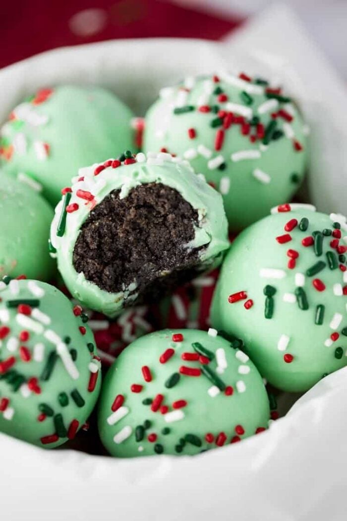 No Bake Holiday Oreo Truffles - The Cozy Cook