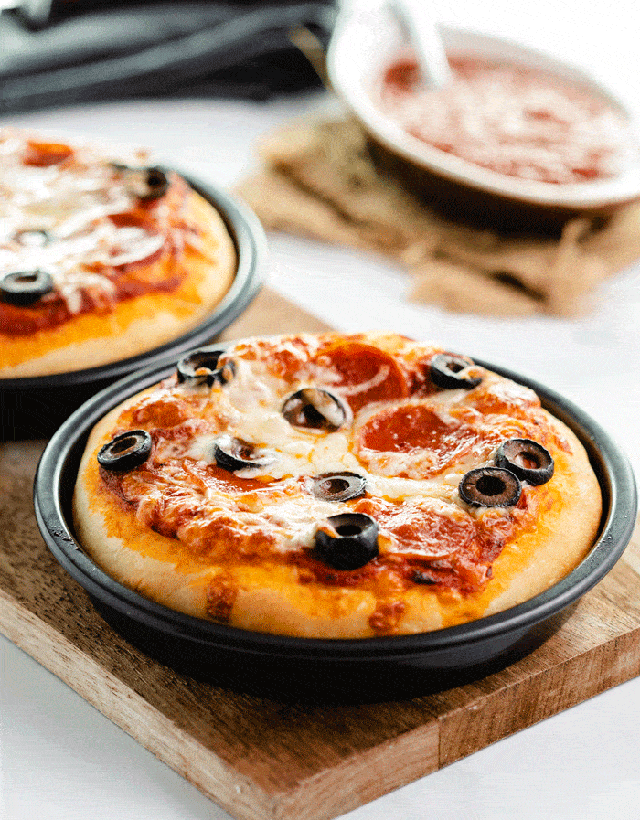 Copycat Pizza Hut Personal Pan Pizza - The Cozy Cook