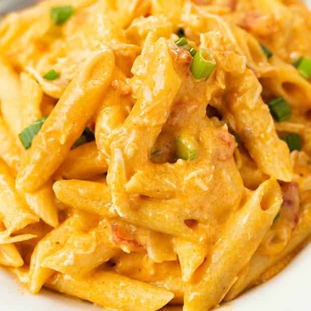 Buffalo Chicken Pasta One Pot The Cozy Cook