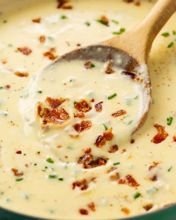 Easy Cheese Sauce - The Cozy Cook