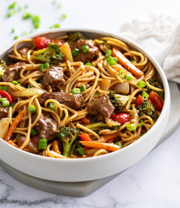Beef Lo Mein - The Cozy Cook