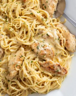 Garlic Parmesan Chicken Pasta with spaghetti and a creamy garlic parmesan sauce.